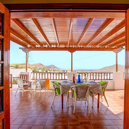 Modern In With Private Pool Villa Nazaret