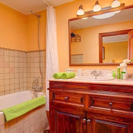 Modern In With Private Pool וילה Nazaret